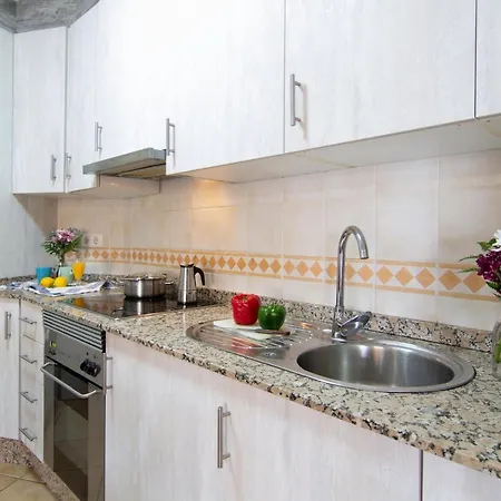 - Bonito Y Luminoso Apartamento Junto Al Mar *